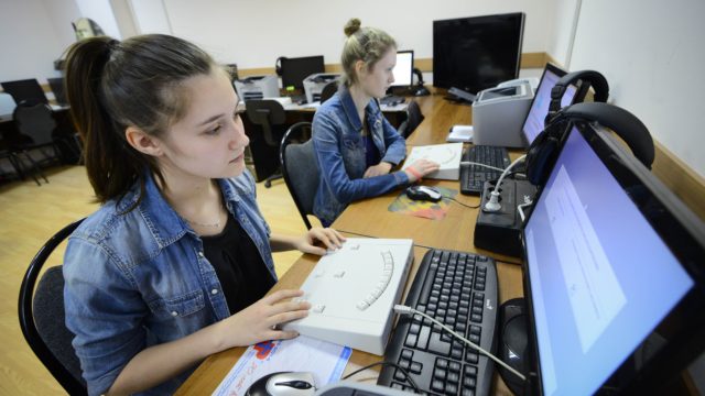 Московские школьники взяли две золотых медали на Международной олимпиаде по информатике