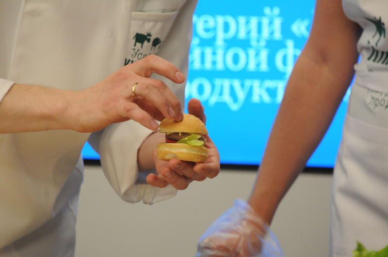 В парке горького 27 июля отметят День гамбургера. Фото: архив